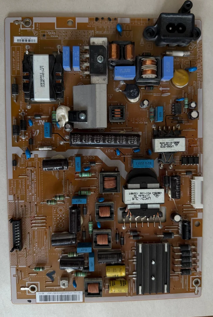 БП Samsung BN44-00620A (L32X1QP_DSM, REV1.2 2013) — представитель серии 00620A/00622B/00623B для UE32F6400, UE40F6400, UE40F6650, UE46F6400. Подстроечный резистор VR9630